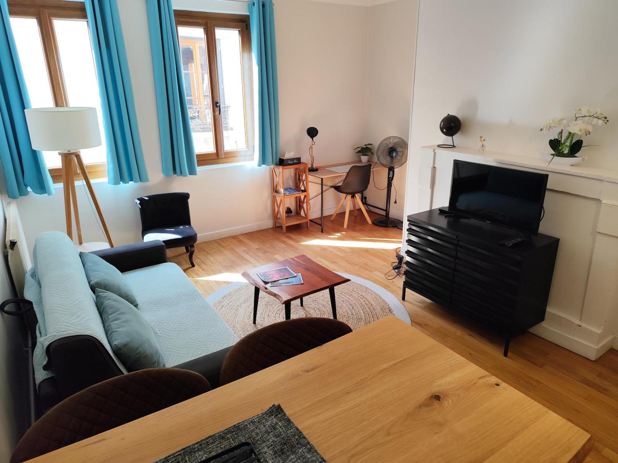 Appartement 2 Pièces Totalement Rénové Au Cœur De Bourges